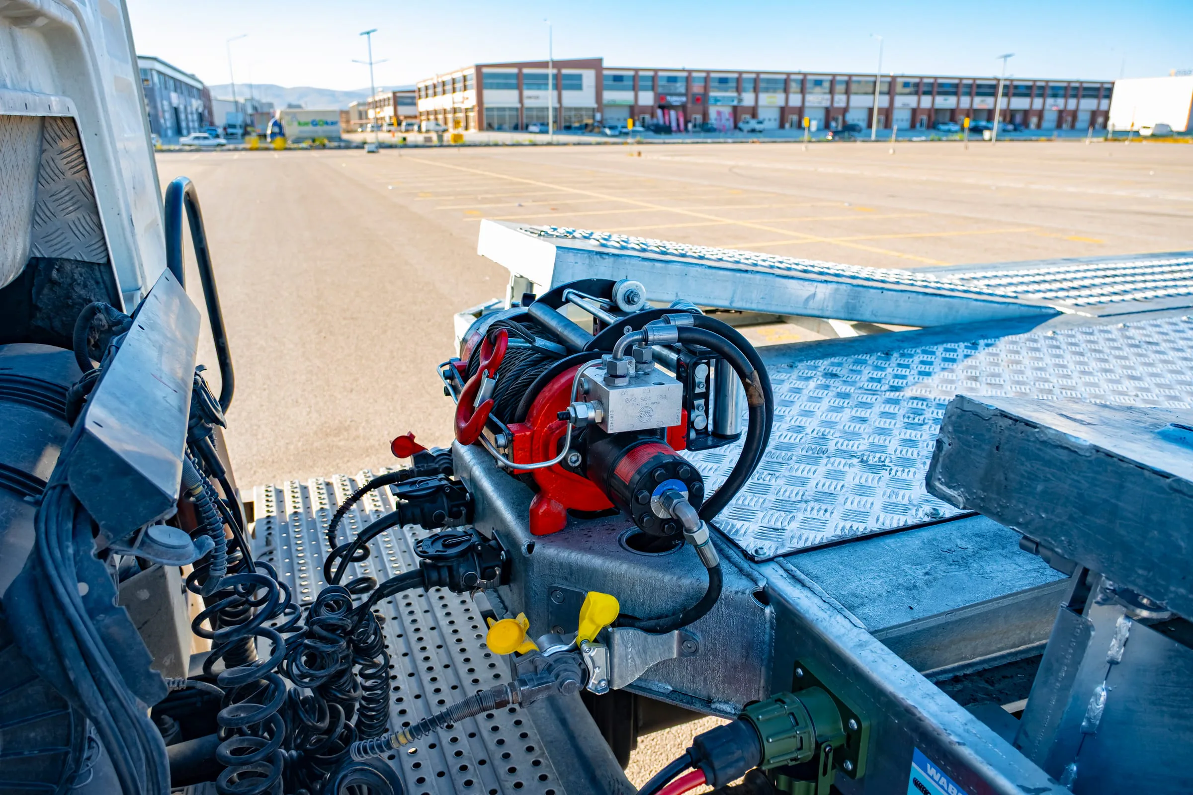 Powerful Hydraulic Winches