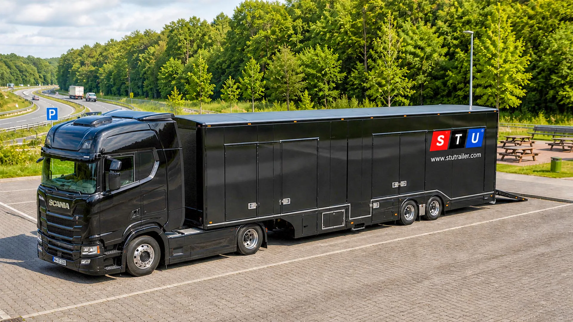 Enclosed 3-Car Transporter Trailers for Covered Vehicle Logistics — STU Trailers