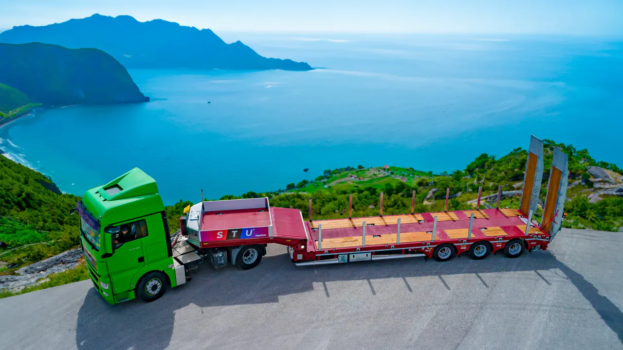Heavy-Duty Lowbed Trailers Engineered for UK & European Heavy Haulage — STU Trailers