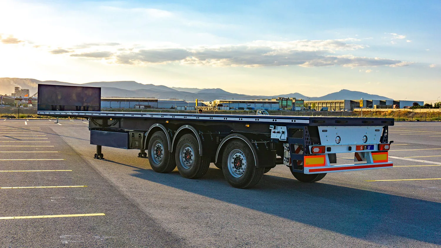 3 Axle Flatbed Trailer — STU Trailers