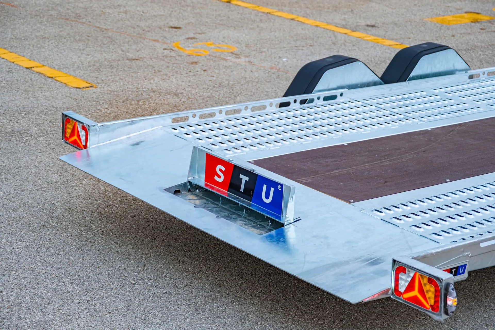 Loading Ramp — STU Trailers