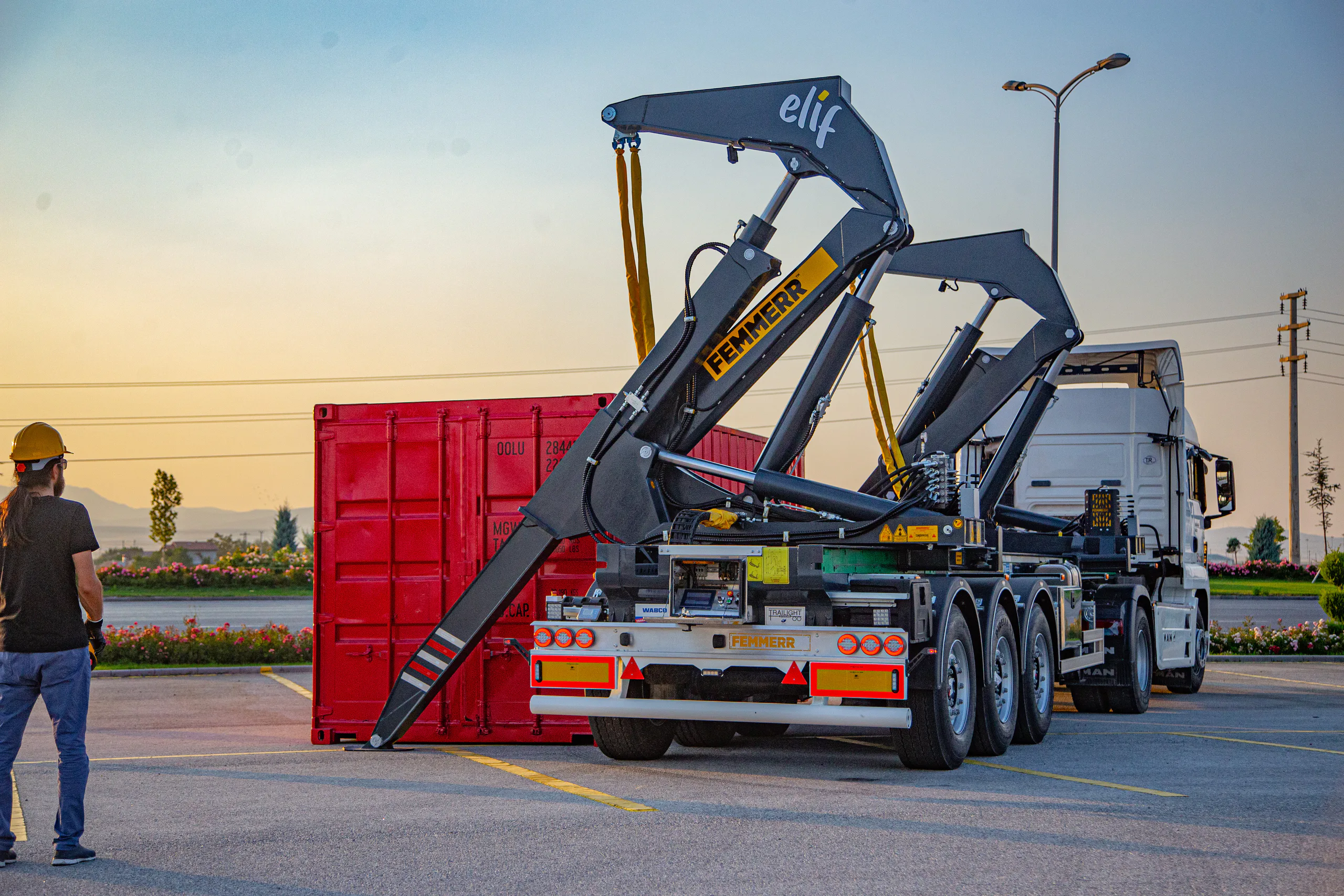 Self-Loading Sidelifter Container Handling Trailers — STU Trailers